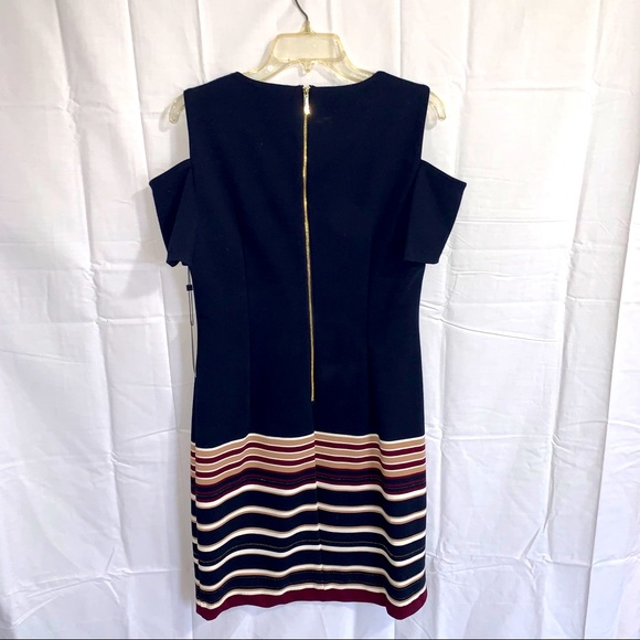 👗Tommy Hilfiger Cold Shoulder Dress 👗 - Picture 4 of 7